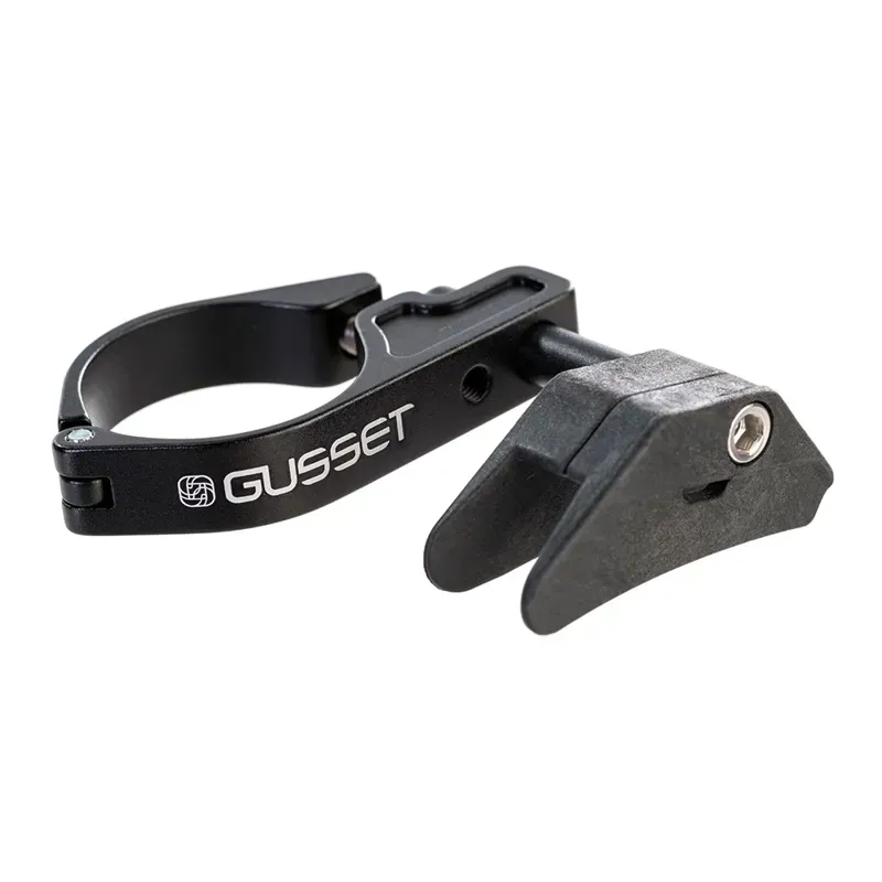 Gusset Lil Chap Chain Device in Black