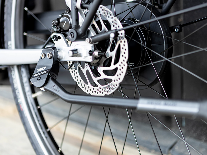 2022 Trek District+ 8 Lowstep eHybrid Bike in Quicksilver-2