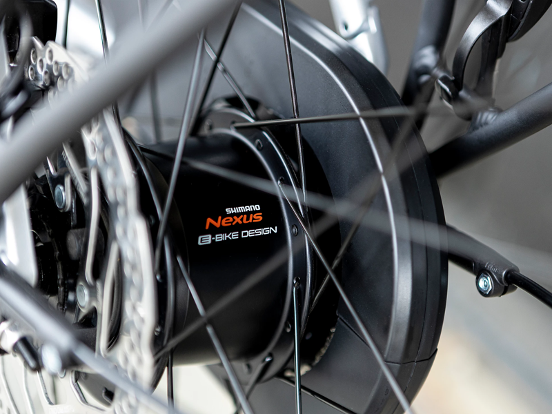 2022 Trek District+ 8 Lowstep eHybrid Bike in Quicksilver-7