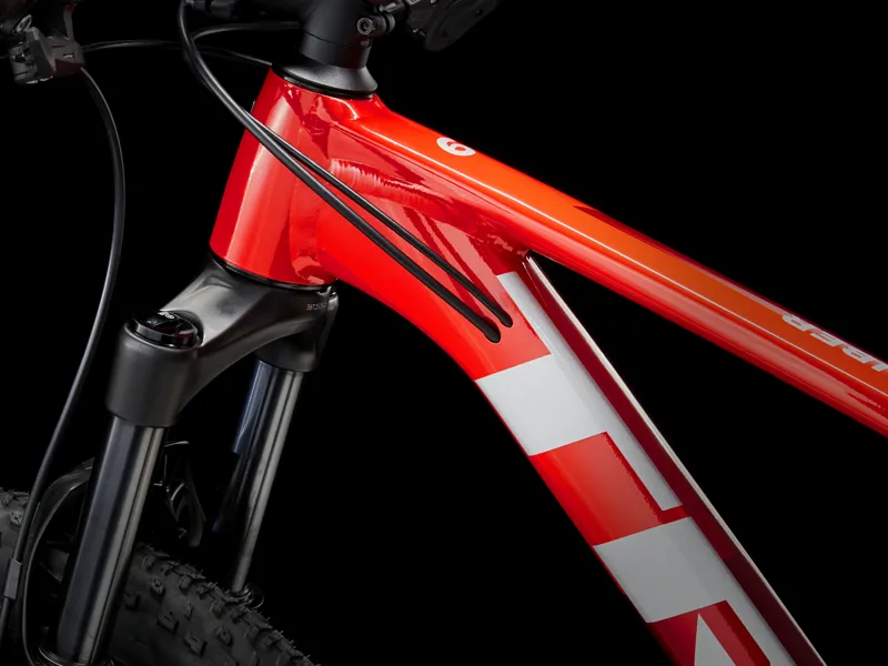 Trek Procaliber 6 In Viper Red/Crimson-2