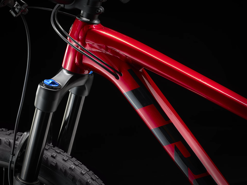 2022 Trek Roscoe 9 Mountain Bike in Crimson-5