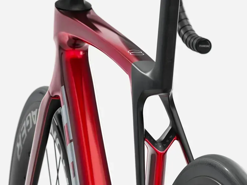 Trek Madone SL 6 Road Bike in Fury Red/Deep Smoke-3