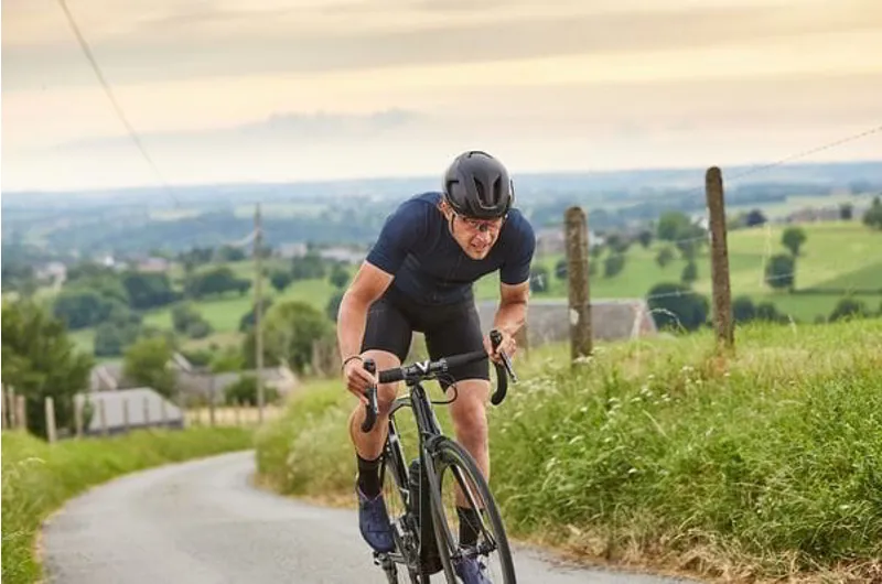 Lazer Vento KC Helmet in Metallic Red-1